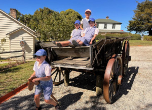 1 (1) (1) (1) (1) (1) (1) (1)